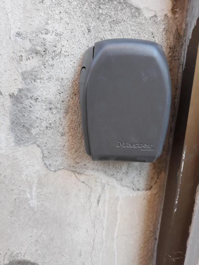 5 Minutes Des Arenes, Parking Gratuit, 6 Couchages 尼姆 外观 照片